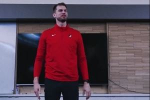 NBA杯首胜！斯普利特：我的词汇量不足以来形容大家的出色